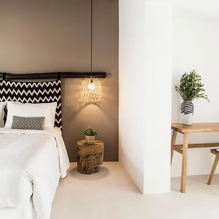 My Mykonos By Mr And Mrs White מלון