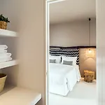 ماي مايكونوس 4*