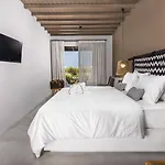 ماي مايكونوس
