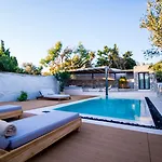 My Mykonos By Mr And Mrs White 4* Mykonos Town